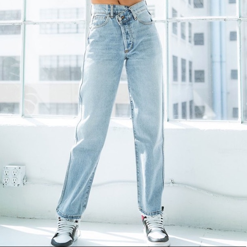 Revice 90s Baby Joey Wash jeans. NWT Sz 32